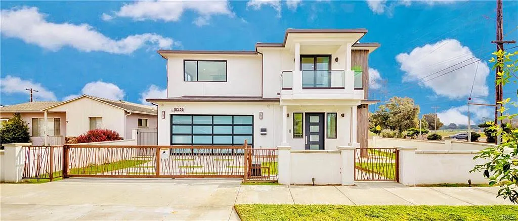 18538 Amie Ave — Photo 1