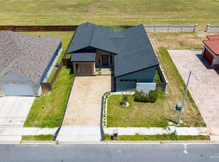 1931 Tierra Santa Cir, Edinburg, TX 78542