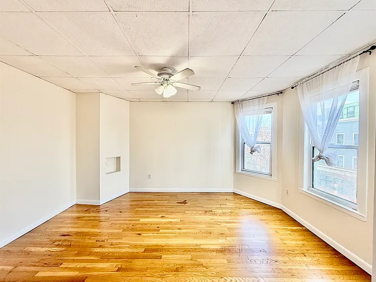 724 Cambridge St #3 — Photo 8