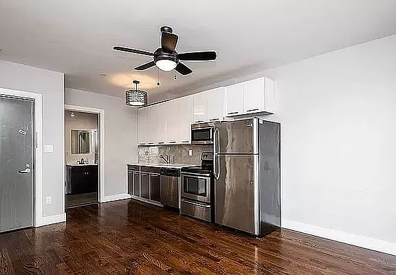 3rd image of 168 Throop Ave #3A