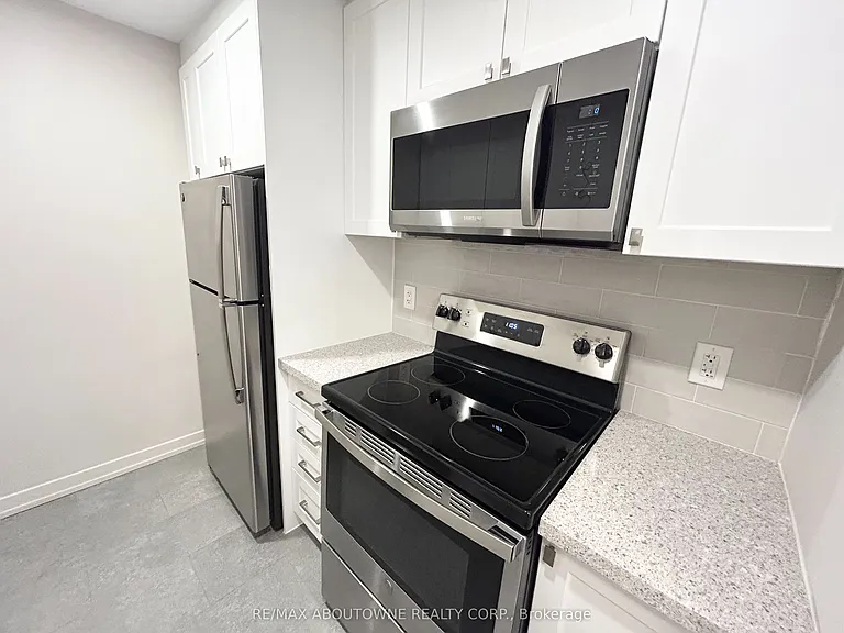 101 Millside Dr #1008 — Photo 7