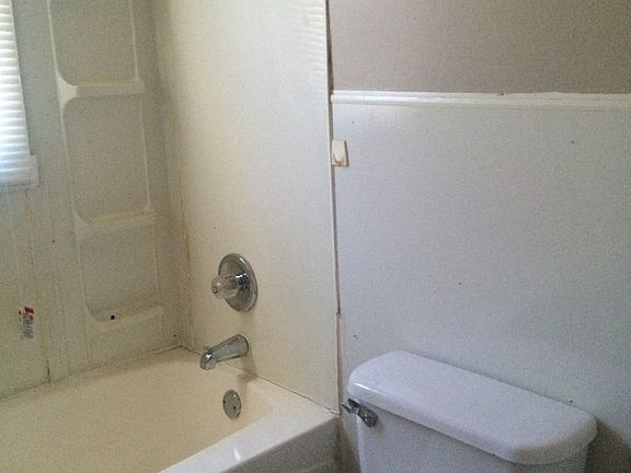 4th image of 4225 Freudenberger Ave