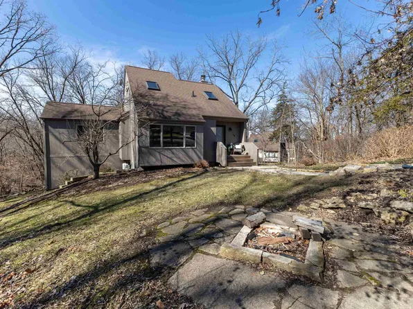 14 Pinehurst Ct, Galena, IL 61036