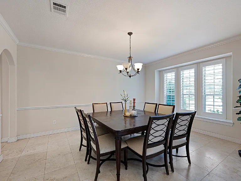 4627 Miramar Dr — Photo 3
