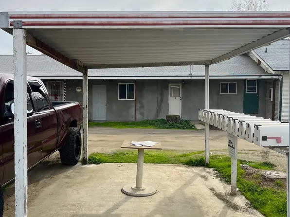 170 N. F St. (156,168,170,172 ), 170 N F St #A-172, Porterville, CA 93257