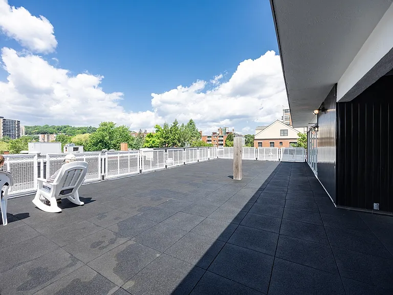 41 Park St #401 — Photo 5