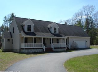 32 Old Thompson Rd, Buxton, ME 04093
