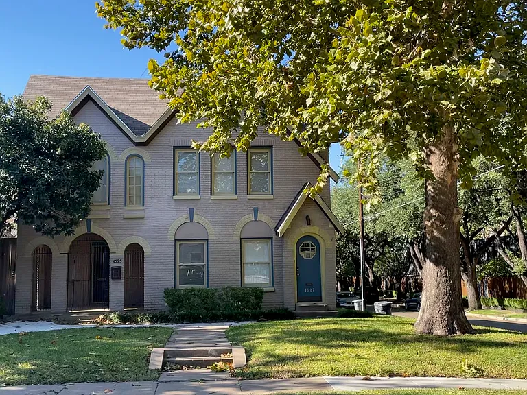 4525 Holland Ave — Photo 1