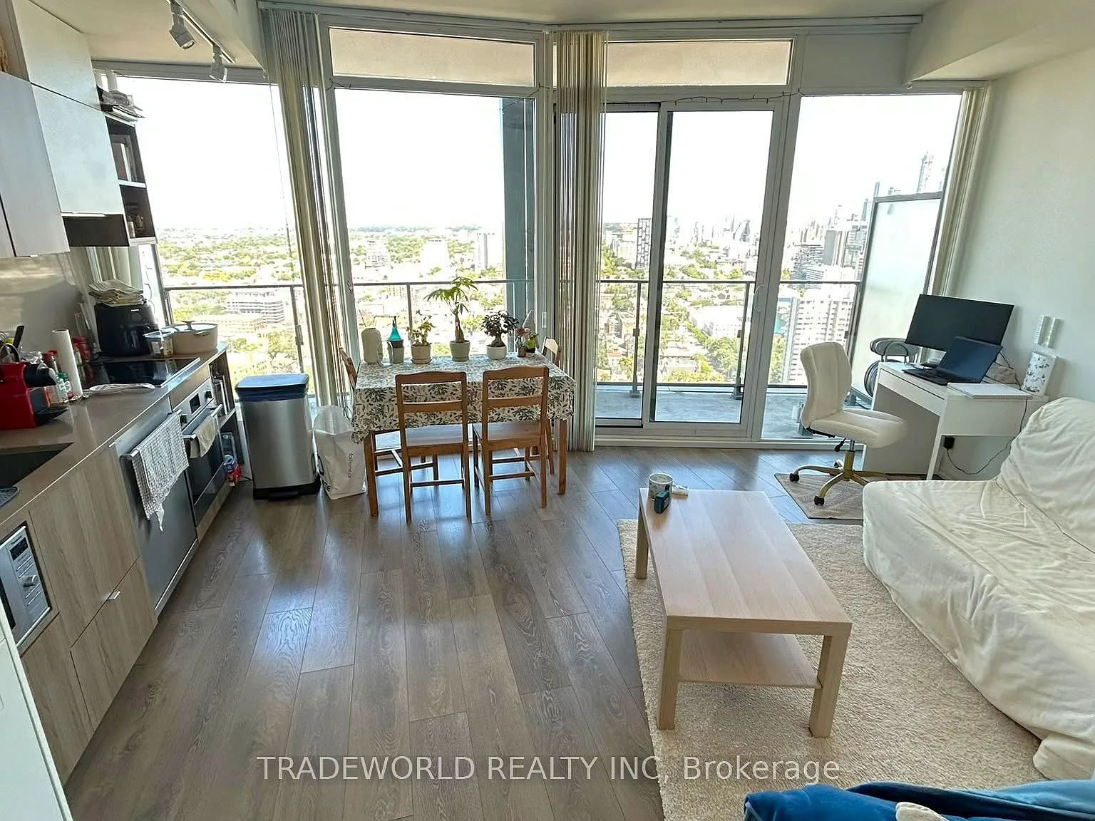 Studio, $2,250 — Photo 2