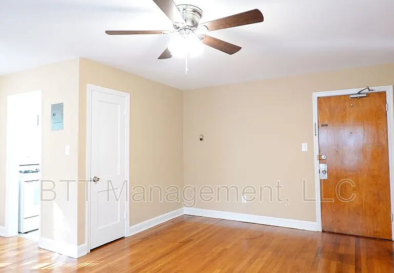 8311 Garland Ave #6 — Photo 26