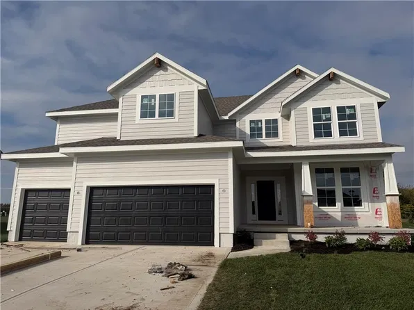 11360 S Emerald St, Olathe, KS 66061