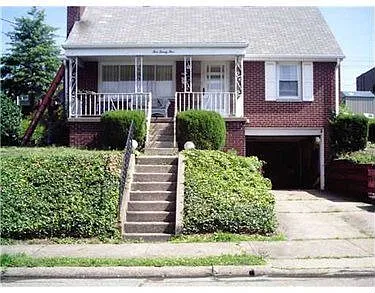 525 Lincoln Ave photo 1