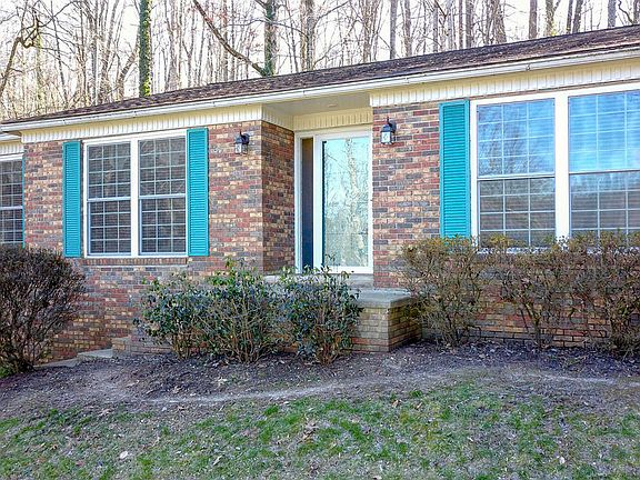 3rd image of 1548 Cherrybrook Dr
