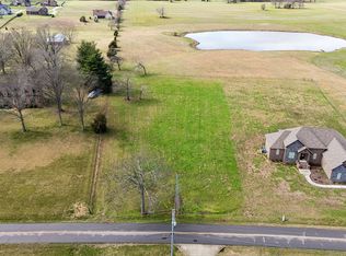 760 N Russell St, Portland, TN 37148