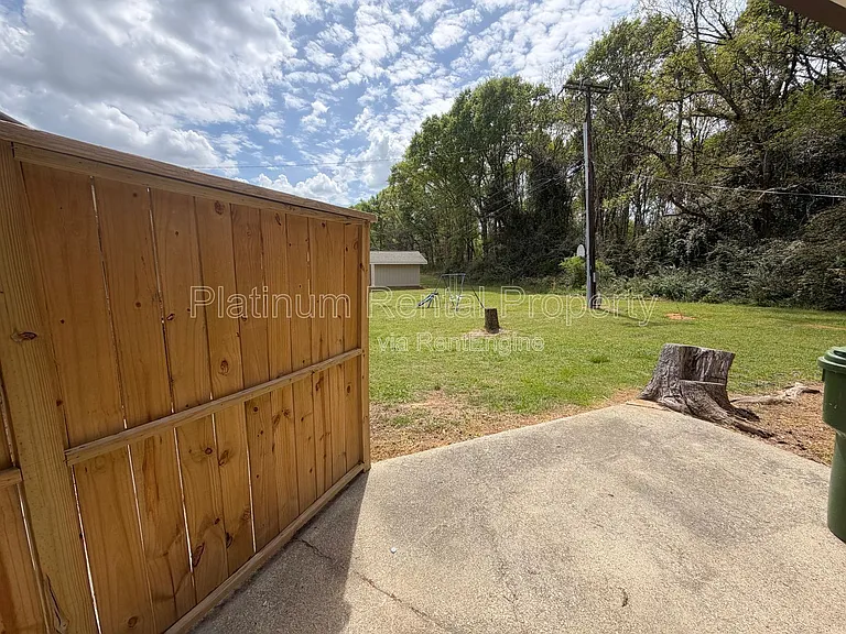 1512 Waverly Way #D-2 — Photo 9