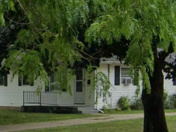 3002 Alpine St, Kalamazoo, MI 49004