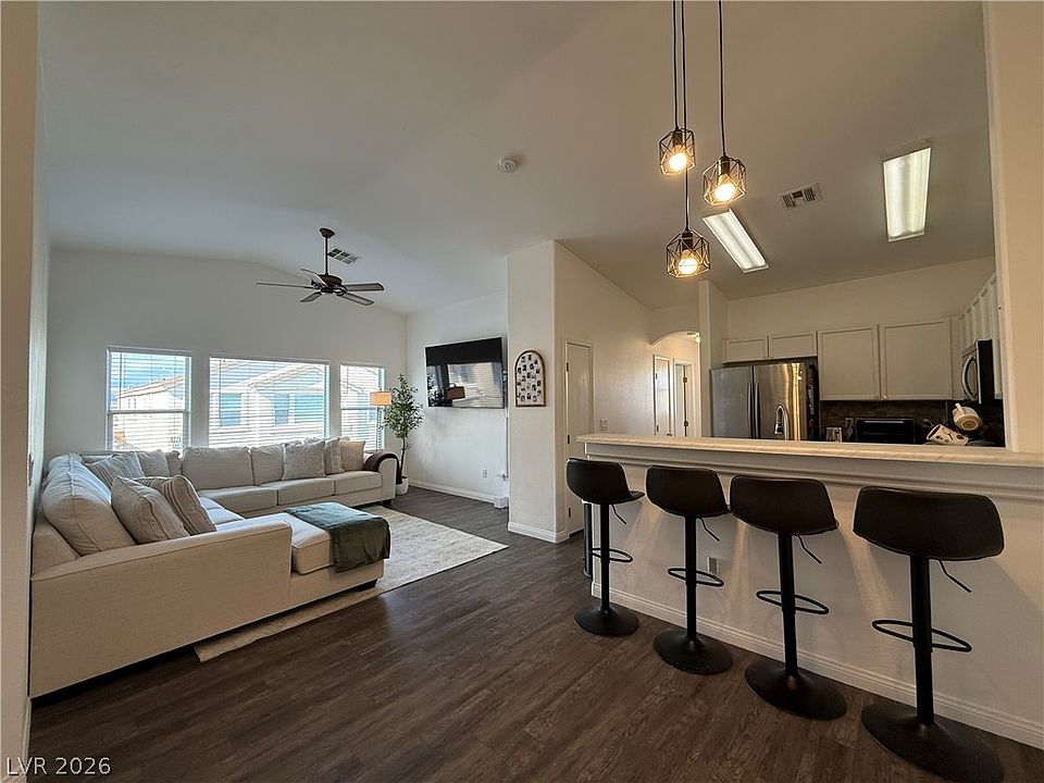 1st image of 8781 Duncan Barrel Ave Unit 101