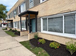 2655 W 47th St APT 2, Chicago, IL 60632