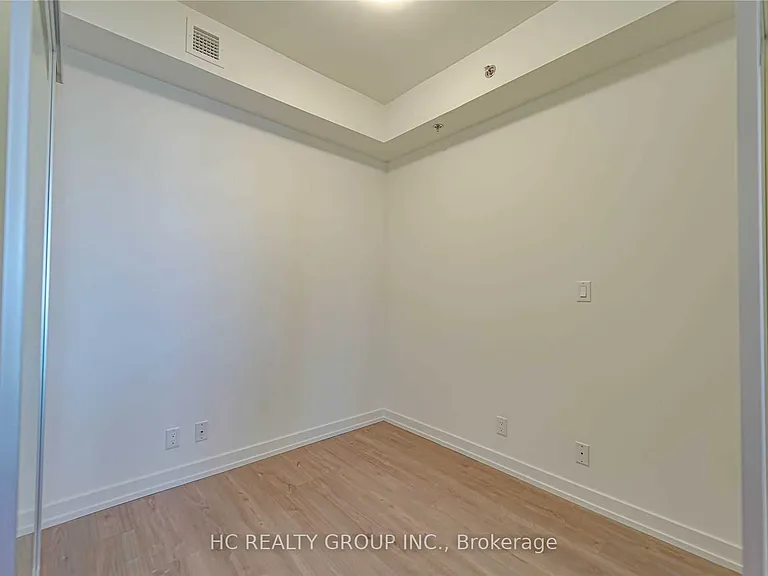 203 College St #1505 — Photo 7