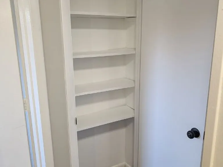 7012 Regency Rd — Photo 16