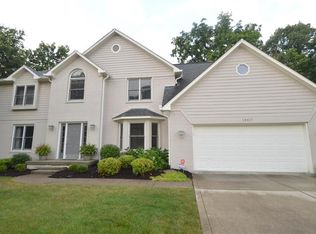 10417 Forest Creek Dr, Indianapolis, IN 46239