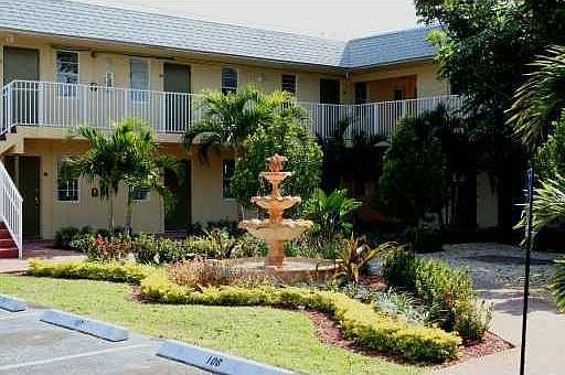 5th image of 4081 N Dixie Hwy APT 13