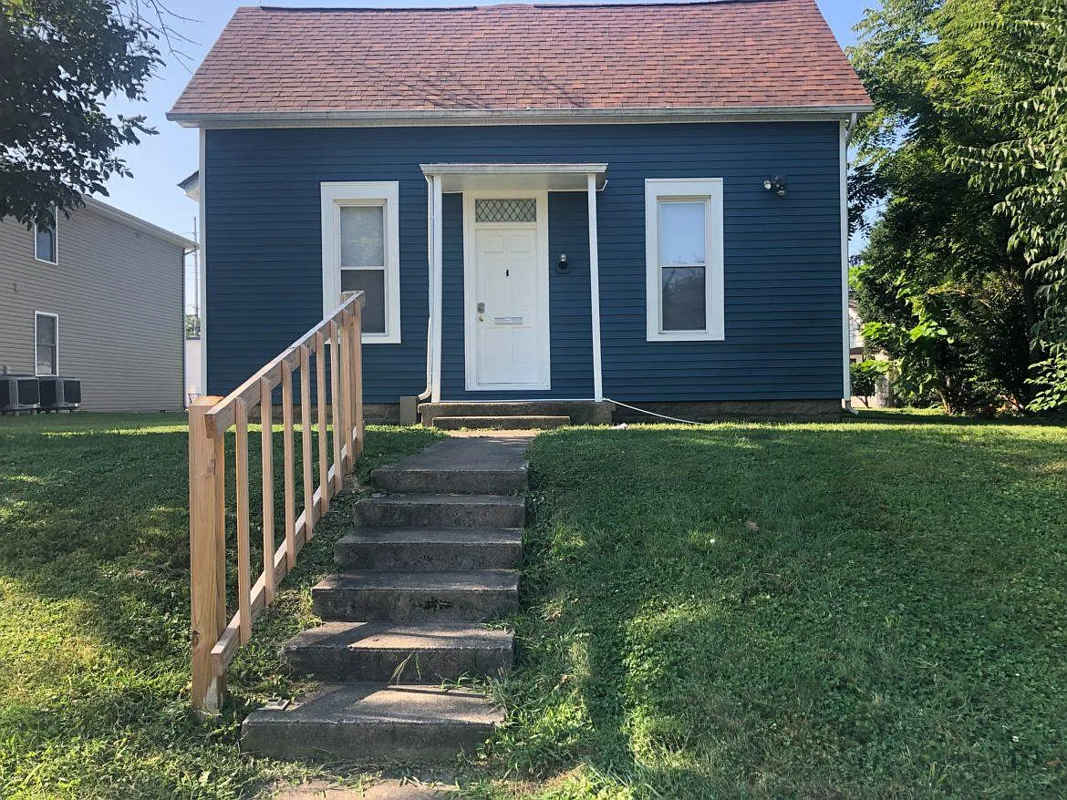 4 bed, 1700 sqft, $1,400 — Photo 2
