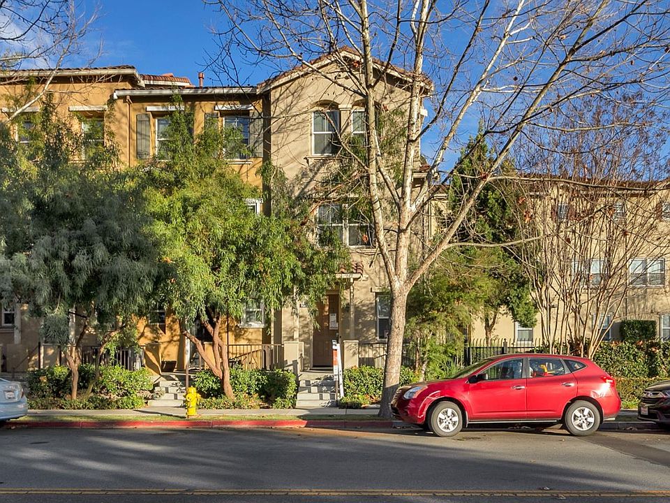 1st image of 2452 Autumnvale Ave