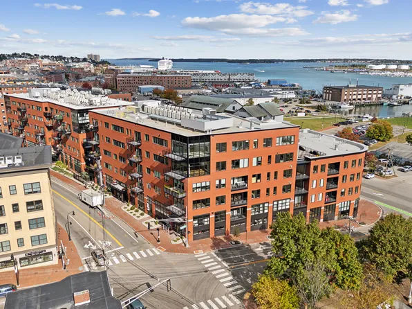 387 Commercial Street #535, Portland, ME 04101
