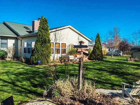 5th image of 618 Cheyenne Cir