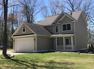 1766 Chippewa Beach Rd, Indian River, MI 49749
