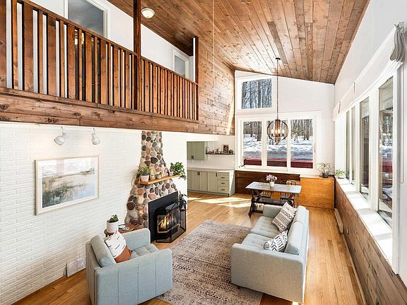 2nd image of 4286 Lavaque Rd