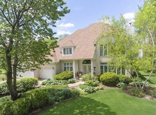 11 Oak Creek Dr, Yorkville, IL