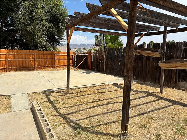 770 Regateo Dr — Photo 5