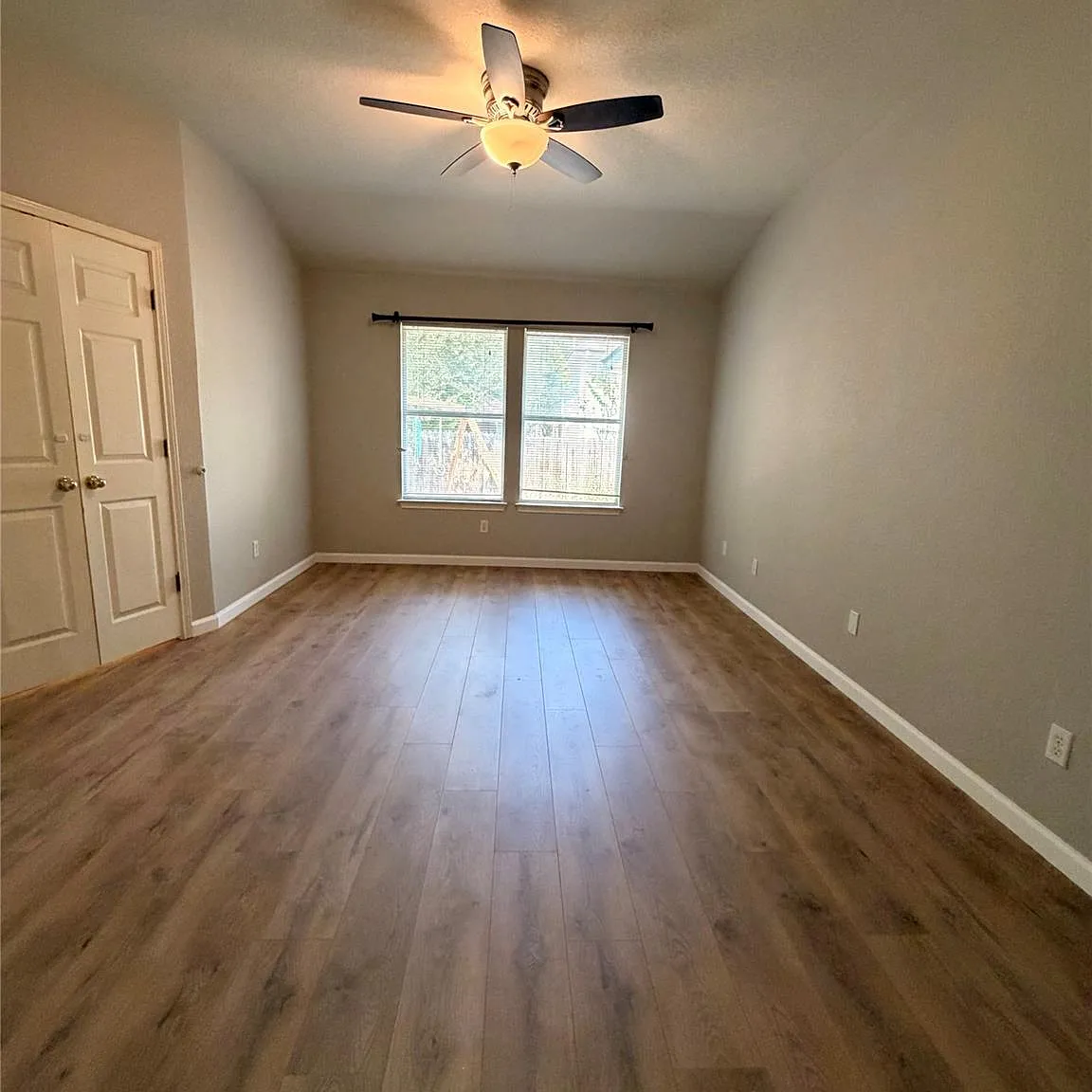 3 bed, 2.0 bath, 1678 sqft, $1,950 — Photo 3