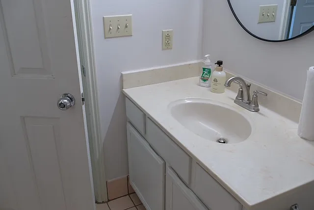1063 Carolina St — Photo 19