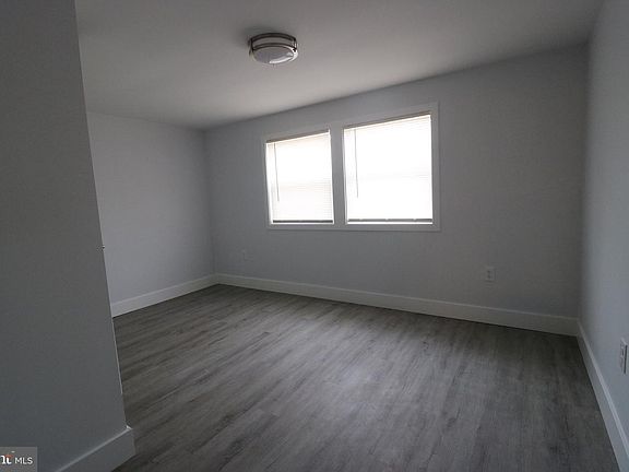 3rd image of 121 Bengies Rd