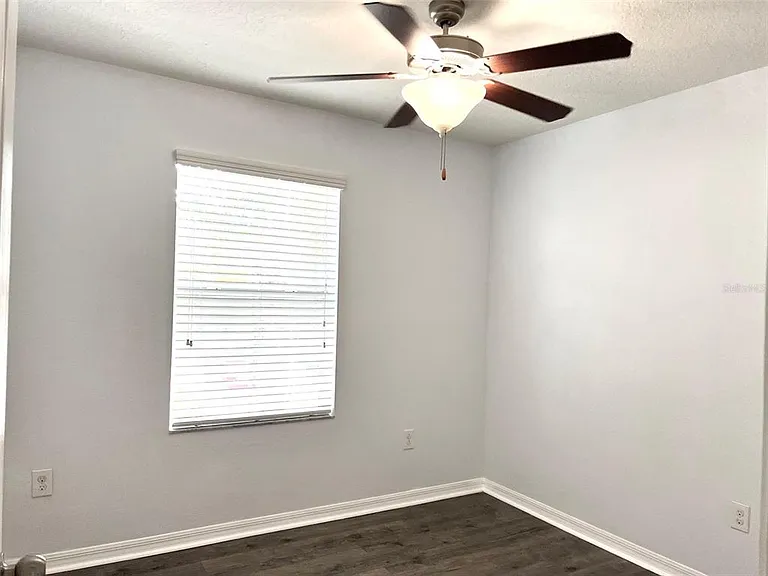 9741 Trumpet Vine Loop — Photo 23