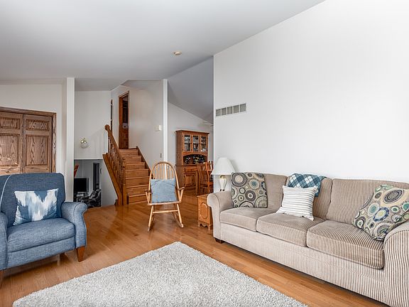 4th image of 820 Palmor Dr