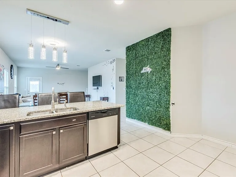 9806 Baden Ln #9806 — Photo 13