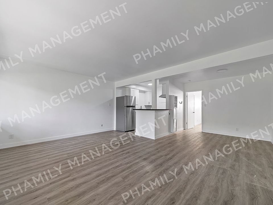1st image of 128 E Wakefield Ave APT 6