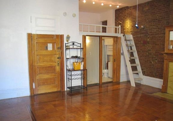 3rd image of 325 W 88th St APT 3