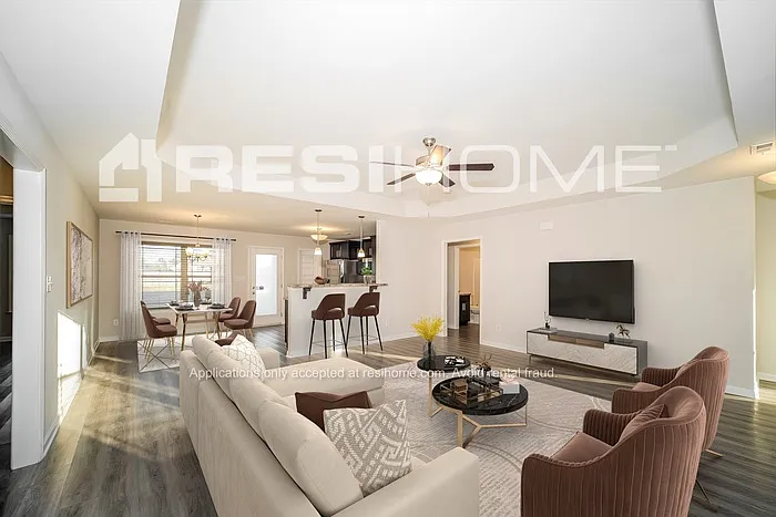 115 Hulsey Ln — Photo 3