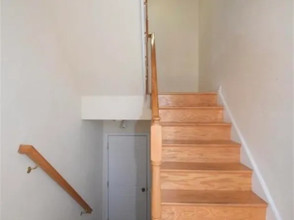 45 Evergreen Street image 11 of 11