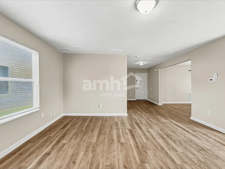 7317 Wellwood Dr — Photo 7