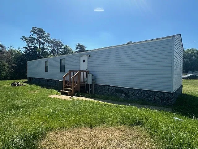 Building Photo - 802 Long Branch Rd #10