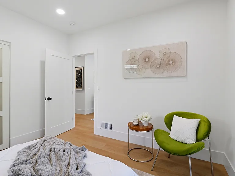 21 Cambridge Way — Photo 24