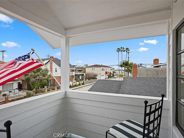 117 Marine Ave — Photo 14