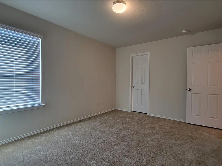 807 Goldenrod Ln — Photo 27