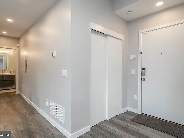 1501 N 31st St #Penthouse 3 — Photo 18